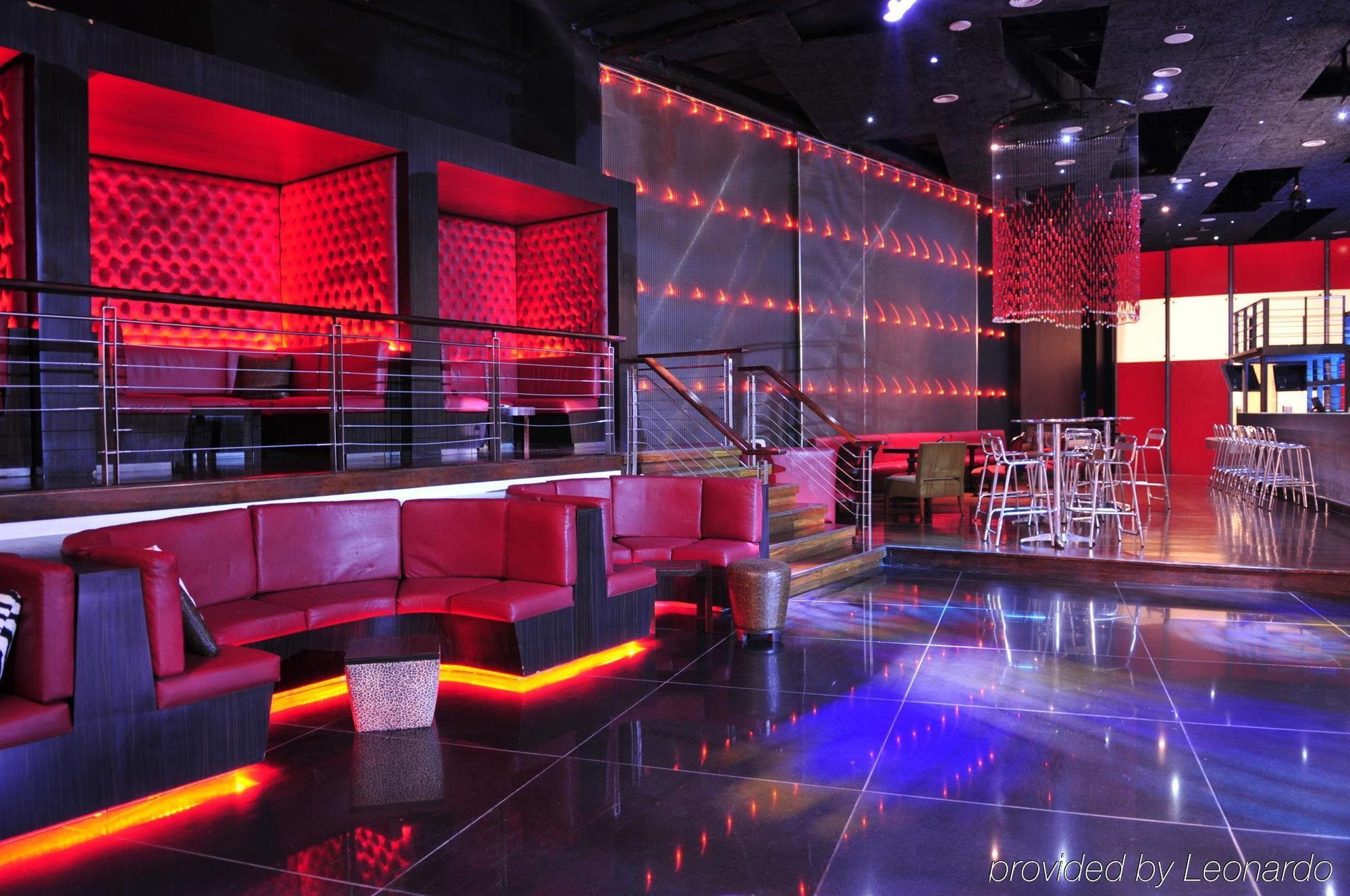 Enjoy Coquimbo Otel İç mekan fotoğraf Interior of the nightclub