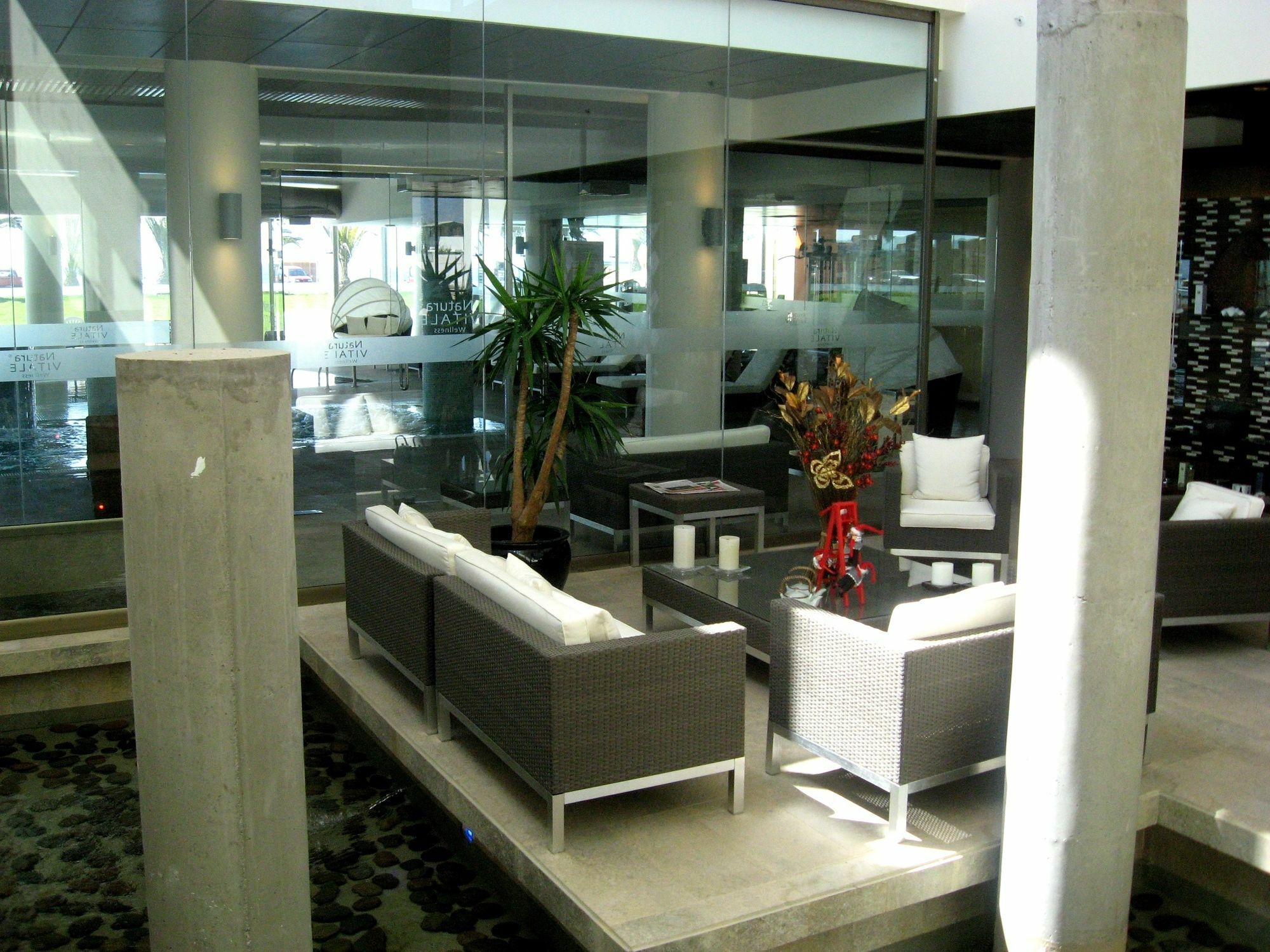 Enjoy Coquimbo Otel Dış mekan fotoğraf The interior of the airport