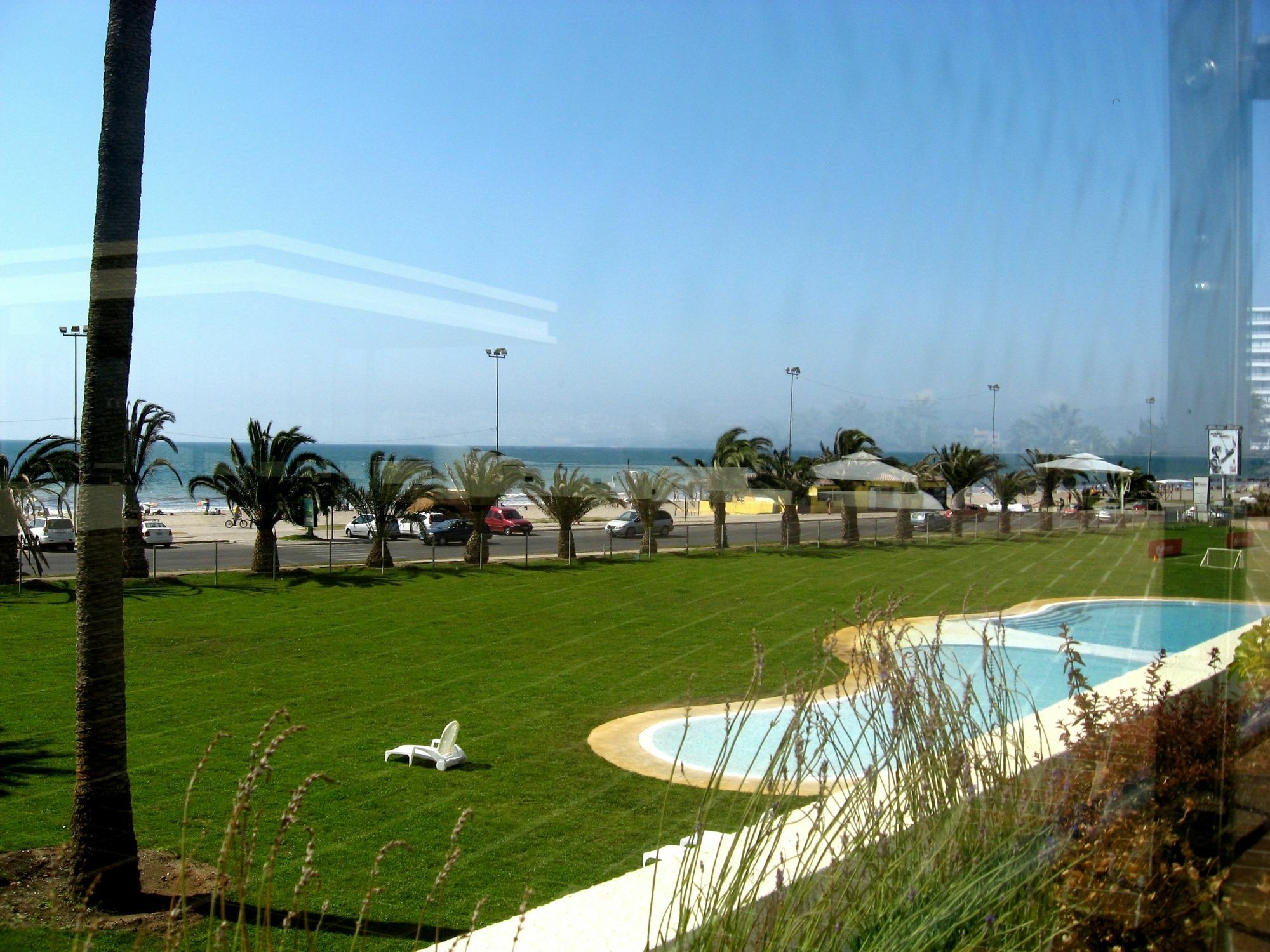 Enjoy Coquimbo Otel Dış mekan fotoğraf View of the beach from the hotel